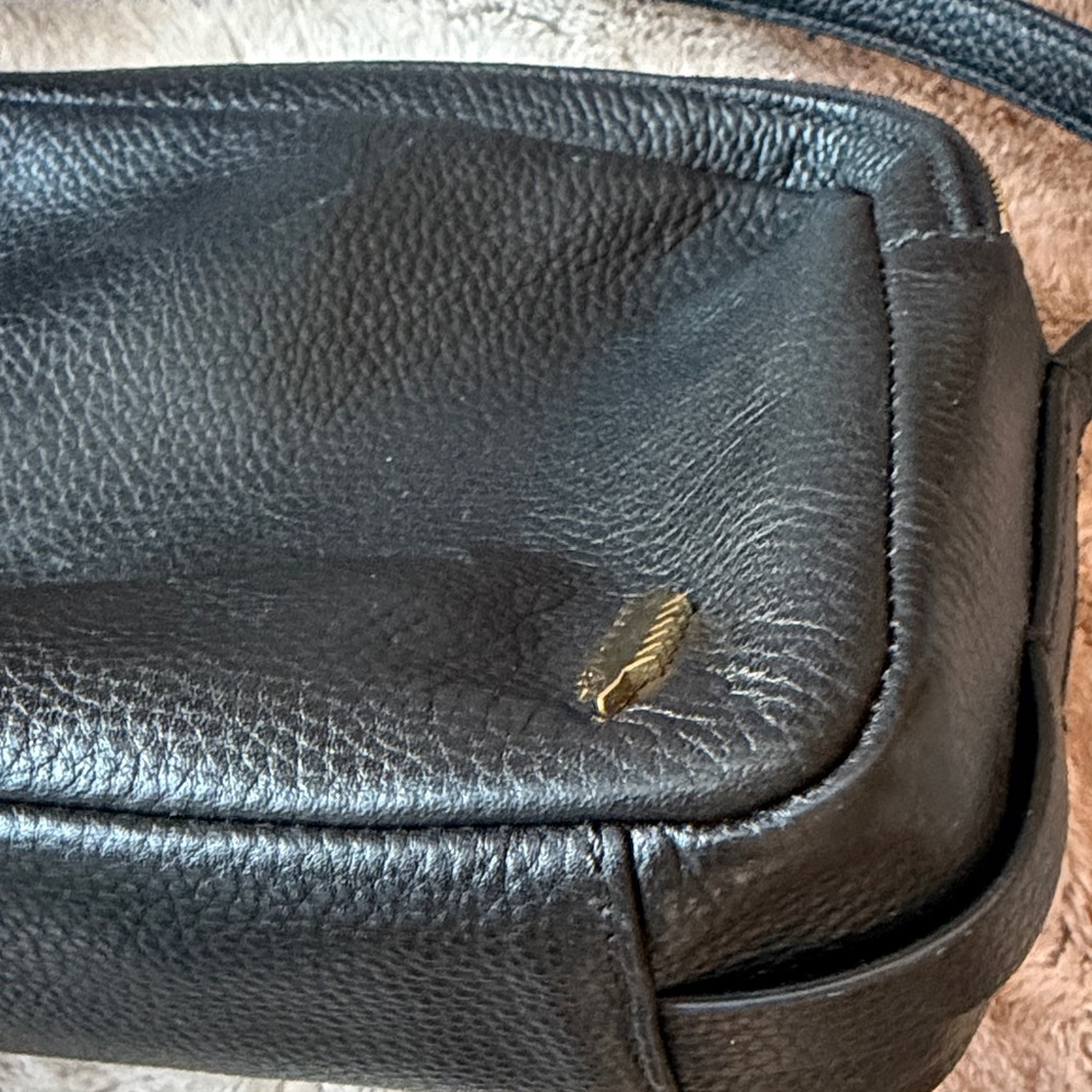Thacker Shay Leather Camera Crossbody Bag Black Pebble Gold Hardware - Picture 5 of 16